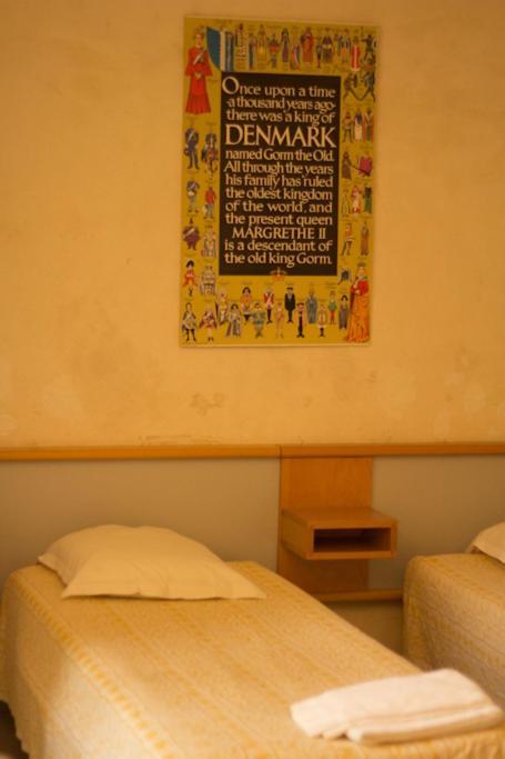 Abbaye Royale Hotel Saint-Jean-dʼAngély Kamer foto